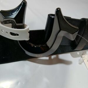 TRUE RELIGION Women's L/XL Belt Faux Glass Horseshoe Buckle BRAND-NEW w/tags